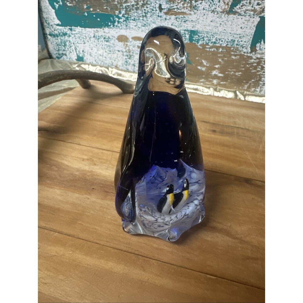 Vtg Art Glass Penguin Paperweight Figurine Sculpture 5”